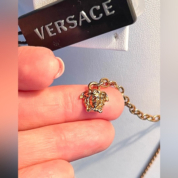 Versace Gorgeous Galaxy Star Medusa Necklace surrounded by Crystals NWT in box - Picture 9 of 16